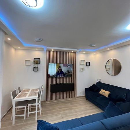 Ferienwohnung La Cour Secrete Deauville Exterior foto